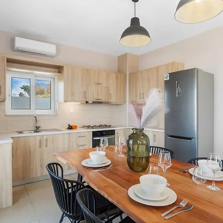 Amazing View Villa-mathaios In -by Apokornas וילה פלאקה